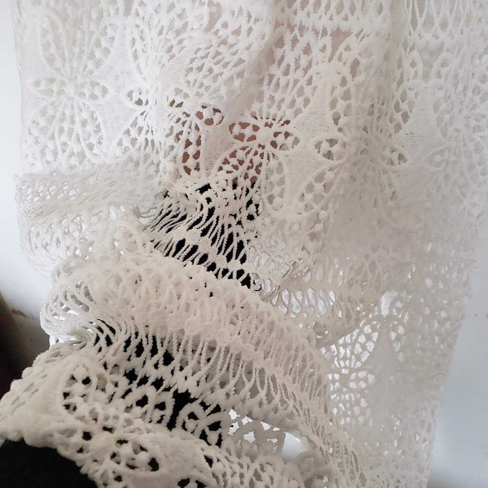 SOLD- Like New White Lace maxi dress - Picture 4 of 5